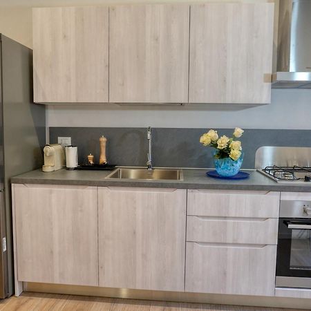 Ecco Suites Apartments เวนิส ภายนอก รูปภาพ